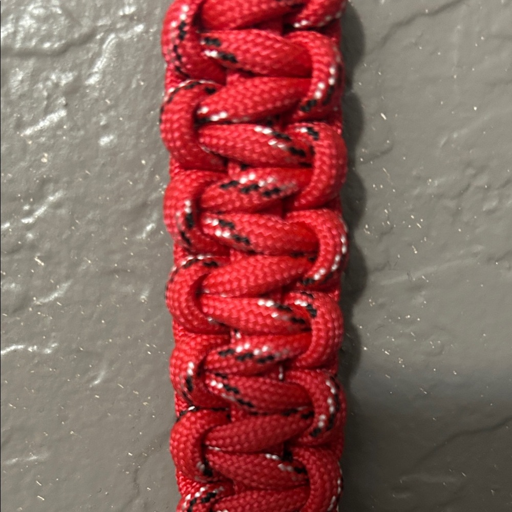 Red Paracord Keychain with Carabiner and Red Key Ring | 7 inches - Picture 3 of 3